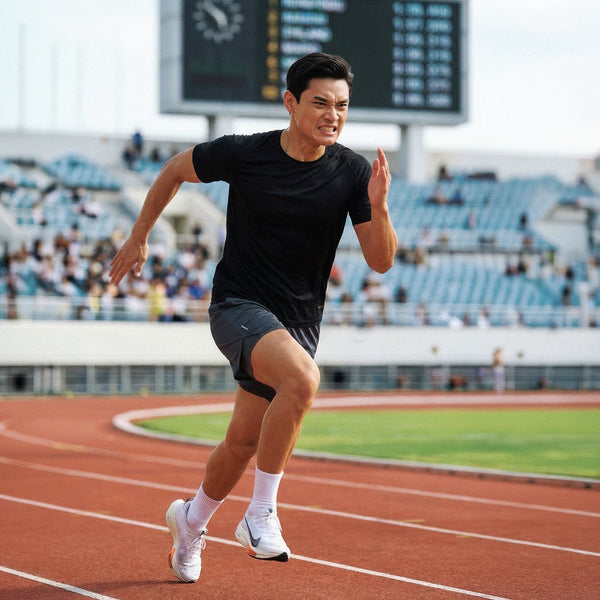 Đi Tập Đừng Để Quần Áo Làm Bạn Khó Chịu: Giải Pháp Quần Short Thể Thao Nam Siêu Nhẹ, Khô Nhanh