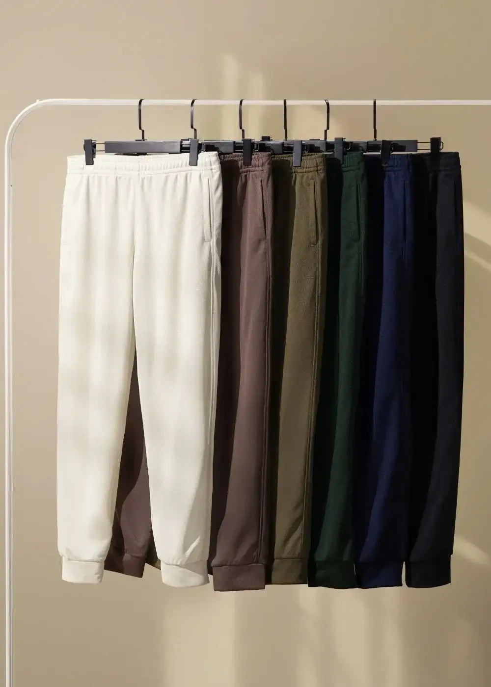 Quần Jogger Thun Vải Bird Eye Mesh Non Branded 07 Xanh Lá Đậm - YaMe.vn