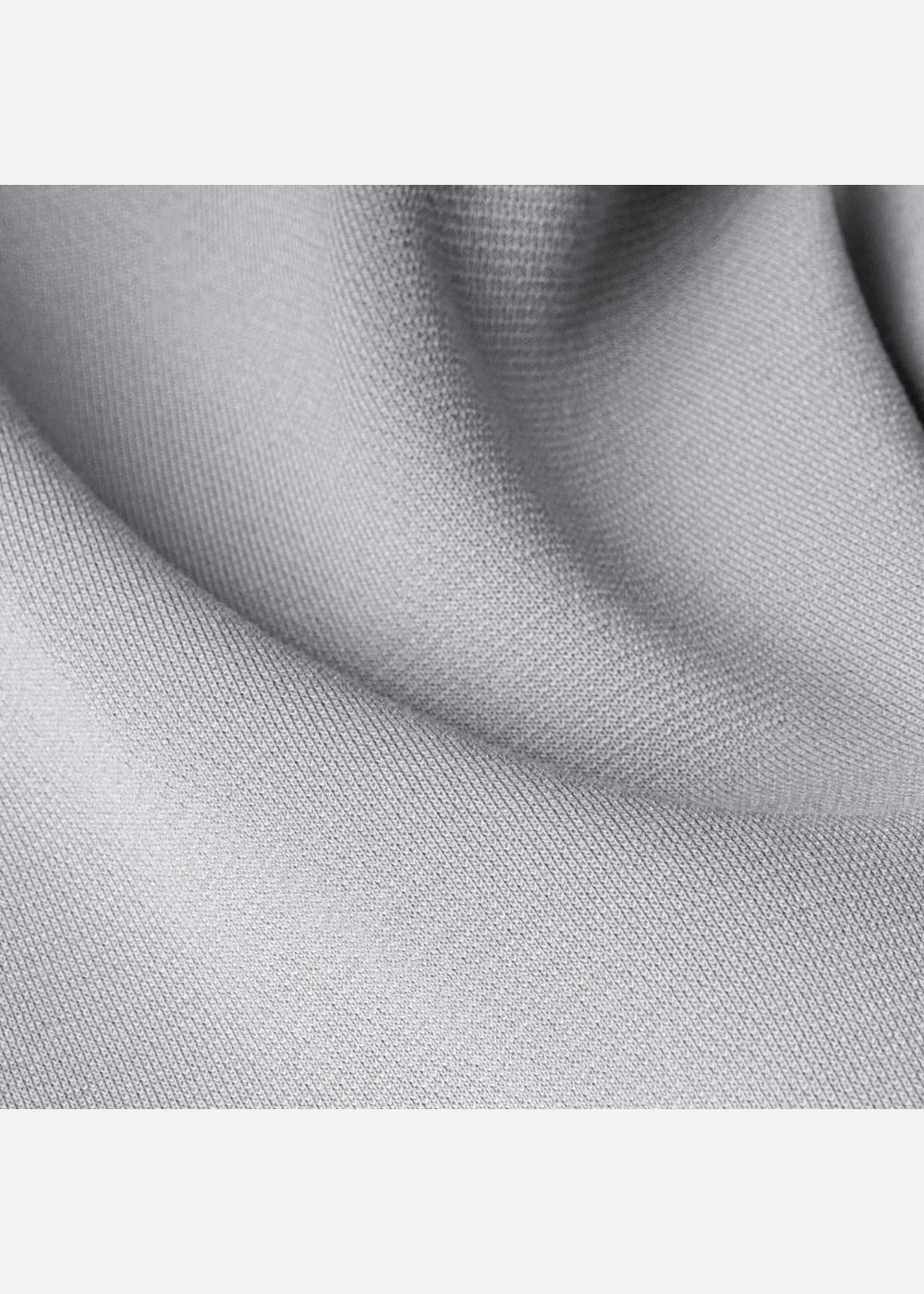 Áo Khoác Hoodie Mịn Mát Ít Nhăn The Minimalist 024 Xám Nhạt - YaMe.vn