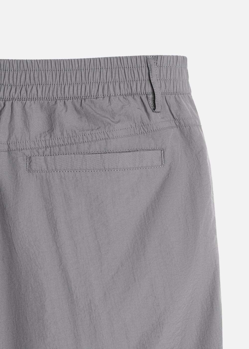 Quần Short Dù Siêu Nhẹ Trượt Nước The Weekend 039 Xám - YaMe.vn