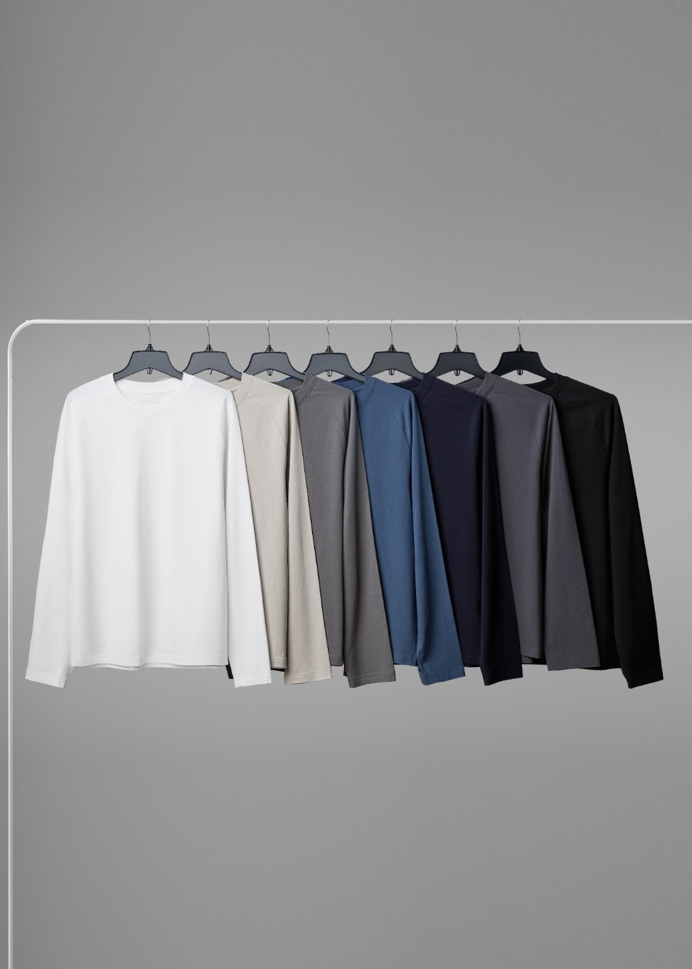 Áo Thun Tay Dài Raglan FlexFit™ Vải Mỏng Mịn Có Lỗ Xỏ Ngón Tiện Lợi Non Branded 052 Màu Xanh Lá Đậm Dáng Vừa Vặn F3