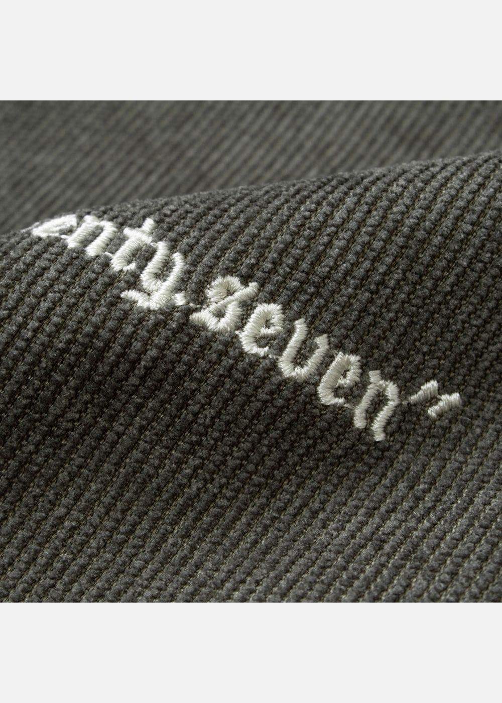 Áo Sơ Mi Tay Ngắn Vải Nhung Corduroy Retro Ít Nhăn Seventy Seven 22 Xanh Lá Đậm - YaMe.vn