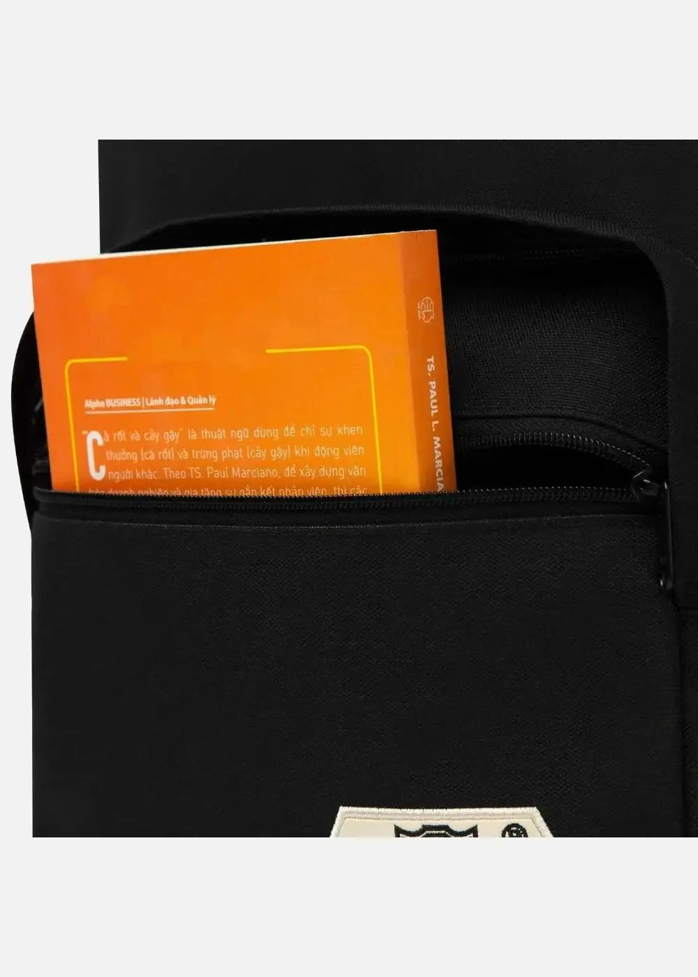 Balo Essential Chống Sốc Khởi Nguyên 15 Đen - YaMe.vn