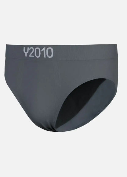 Quần lót nam Tam Giác Seamless Mềm Siêu Co Giãn #Y2010 M6 Xám Đậm - YaMe.vn